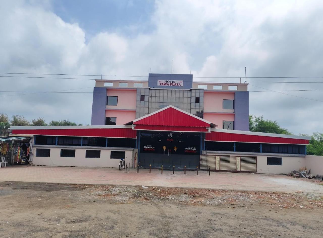 Hotel Tawa Plaza Itarsi Bagian luar foto